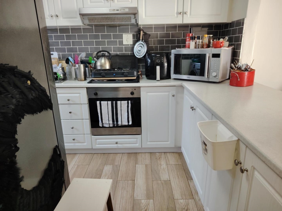 To Let 3 Bedroom Property for Rent in Edgemead Western Cape
